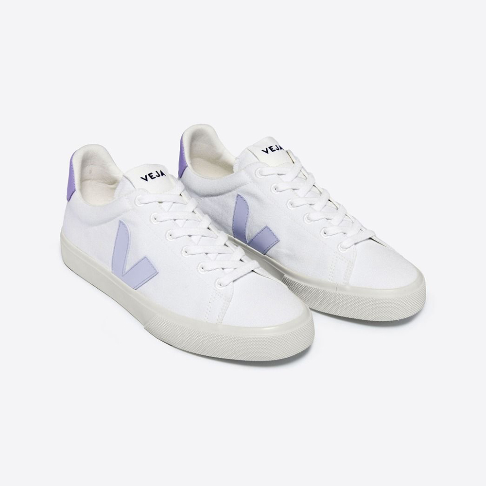 Sneaker CAMPO Canvas White Swan Lavendel Veja Vorderansicht Sneaker CAMPO Canvas White Swan Lavendel Veja